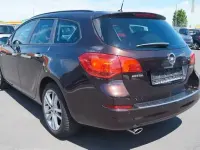 Occasion Opel Astra Design Edition 140 ch (102 kW) 2012 Marron Break