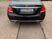 Gebraucht Mercedes E200 184 PS (135 kW) 2017 Schwarz Limousine