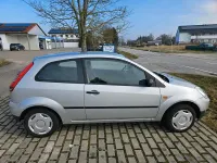 Gebraucht Ford Fiesta 60 PS (44 kW) 2004 Silber Kleinwagen