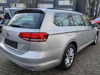 Gebraucht VW Passat Comfortline 150 PS (110 kW) 2017 Silber Kombi