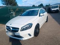 Second-hand Mercedes A200 156 CP (114 kW) 2017 Alb Hatchback