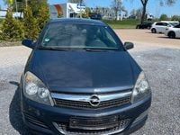 Second-hand Opel Astra 105 CP (77 kW) 2008 Albastru Coupe