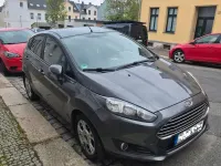 Usata Ford Fiesta 101 CV (74 kW) 2016 Grigio Utilitaria
