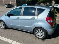 Gebraucht Mercedes A170 116 PS (85 kW) 2010 Blau Limousine