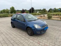 Gebraucht Ford Fiesta 80 PS (58 kW) 2008 Blau Kleinwagen