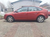 Gebraucht Ford Focus Ghia 101 PS (74 kW) 2007 Orange Limousine