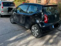 Używany VW up! 75 KM (55 kW) 2012 Czarny Hatchback