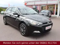 Gebraucht Hyundai i20 75 PS (55 kW) 2017 Schwarz Kleinwagen