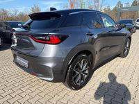 Gebraucht Lexus LBX 136 PS (100 kW) 2024 Sonic chrome (1l1)/ black (202 SUV