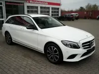 Gebraucht Mercedes C220 194 PS (142 kW) 2020 Weiß Limousine