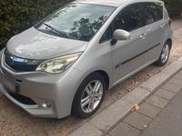 Gebraucht Subaru Trezia 73 PS (53 kW) 2011 Silber Kleinwagen