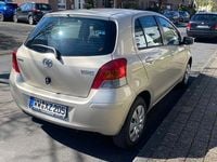 Gebraucht Toyota Yaris Sol 101 PS (74 kW) 2009 Gold Kleinwagen