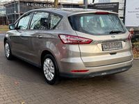 Gebraucht Ford S-MAX S 160 PS (117 kW) 2016 Gold Van / Kleinbus