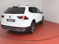 Gebraucht VW Tiguan Allspace Elegance 190 PS (139 kW) 2021 Weiß SUV