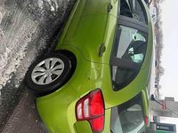 Gebraucht Citroën C3 Tendance 68 PS (50 kW) 2010 Grün Limousine