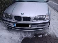 Gebraucht BMW 318 118 PS (86 kW) 1999 Silber Limousine