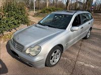 Gebraucht Mercedes C180 143 PS (105 kW) 2002 Silber Kombi