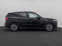 Gebraucht BMW iX1 225 kW (306 PS) 2023 Schwarz ii668schwarz SUV