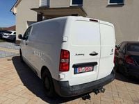 Używany Citroën Jumpy Business Class 116 KM (85 kW) 2017 Biały Minivan