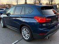 Gebraucht BMW X1 Advantage 136 PS (100 kW) 2016 Blau SUV