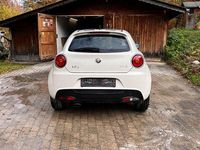 Gebraucht Alfa Romeo MiTo 105 PS (77 kW) 2015 Weiß Kleinwagen