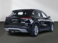 Gebraucht Mercedes GLA200 163 PS (119 kW) 2024 Unilack nachtschwarz SUV
