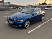 Gebraucht BMW 325 218 PS (160 kW) 2007 Blau Coupé