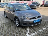 Gebraucht VW Golf VII Comfortline 86 PS (63 kW) 2014 Limestone grey metallic Kleinwagen