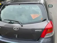Gebraucht Toyota Yaris 69 PS (50 kW) 2009 Grau Kleinwagen