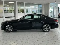 Gebraucht Mercedes E220 Advanced 197 PS (144 kW) 2025 Lack obsidianschwarz Limousine