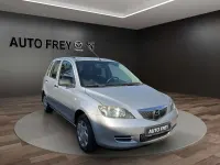 Gebraucht Mazda 2 Comfort 75 PS (55 kW) 2004 Sternsilber met Kleinwagen