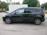 Neu VW Touran Comfortline 150 PS (110 kW) 2025 Grenadilla schwarz metallic Van / Kleinbus