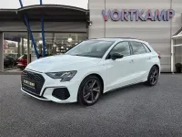 Gebraucht Audi A3 S-Line 150 PS (110 kW) 2023 Gletscherweiß (metallic) Limousine