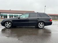 Gebraucht Mercedes E240 177 PS (130 kW) 2004 Schwarz Kombi