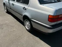 Gebraucht VW Vento 75 PS (55 kW) 1992 Silber Limousine
