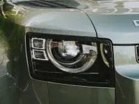 Gebraucht Land Rover Defender SE 300 PS (220 kW) 2023 Grün SUV