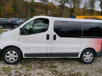 Gebraucht Renault Trafic 115 PS (84 kW) 2011 Weiß Van / Kleinbus