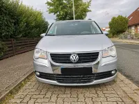Gebraucht VW Touran 105 PS (77 kW) 2010 Silber Van / Kleinbus