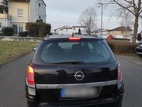 Gebraucht Opel Astra 105 PS (77 kW) 2004 Schwarz Kombi