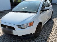 Gebraucht Mitsubishi Colt 75 PS (55 kW) 2012 Weiß Kleinwagen