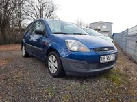 Gebraucht Ford Fiesta Basis 60 PS (44 kW) 2008 Blau Limousine