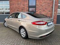 Gebraucht Ford Mondeo Titanium 160 PS (117 kW) 2017 Grau Limousine