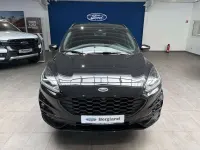 Gebraucht Ford Kuga ST-Line 224 PS (164 kW) 2024 Lackierung metallic "obsidianschwarz" schwarz SUV