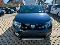 Używany Dacia Sandero Stepway 90 KM (66 kW) 2017 Niebieski Hatchback