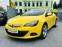 Gebraucht Opel Astra Innovation 140 PS (102 kW) 2012 Sunny yellow (uni) Coupé
