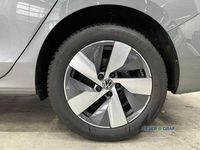 Gebraucht VW Passat Business 150 PS (110 kW) 2025 Diabasgrau metallic Kombi