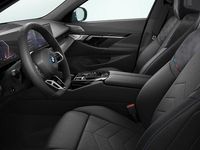 Gebraucht BMW 550e Comfort Edition 489 PS (359 kW) 2025 Grün Kombi