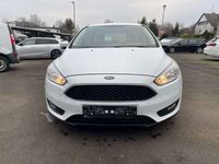 Gebraucht Ford Focus Business Edition 125 PS (91 kW) 2016 Weiß Limousine