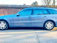 Gebraucht Mercedes E500 306 PS (225 kW) 2003 Blau Kombi