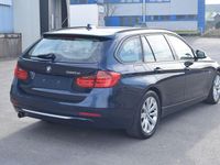 Gebraucht BMW 320 184 PS (135 kW) 2013 Blau Kombi